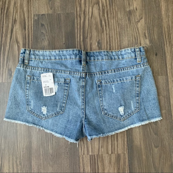Forever 21 NWT Jean Shorts - Picture 3 of 11